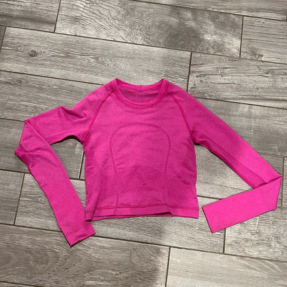 Pink Lululemon Cropped Swiftly Tech Size 2/4